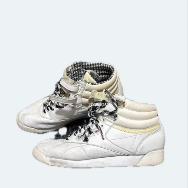 Reebok 레트로 하이탑 신발