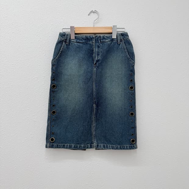 빈티지 아일렛 워싱 데님 미디 스커트