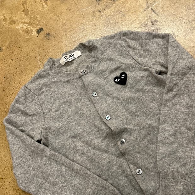 꼼데가르송 그레이 니트 가디건