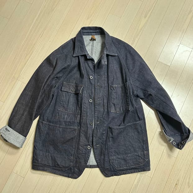 캐피탈 데님 커버올 자켓