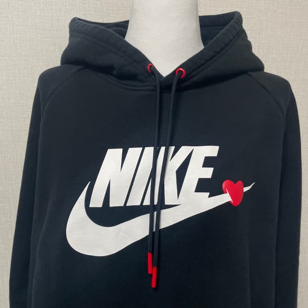 나이키 V-day 발렌타인데이 한정판 후드티(L)