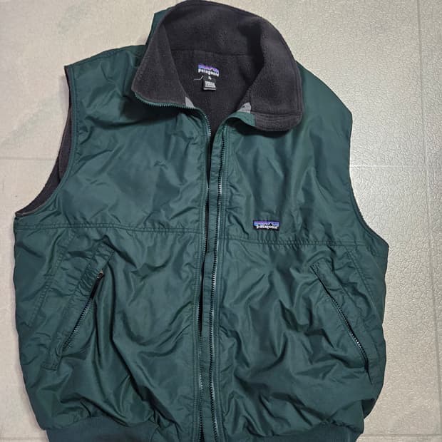 파타고니아 쉘드 신칠라 베스트 (그린)