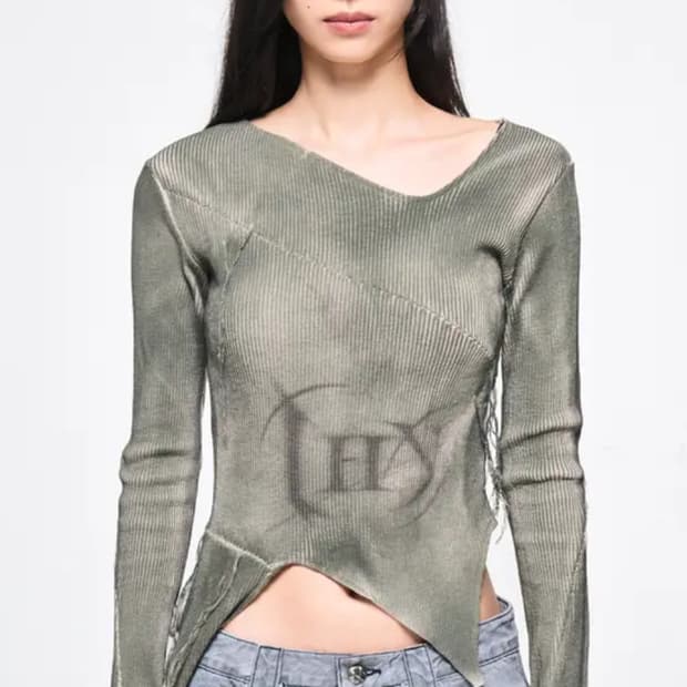 [새상품] Yeel UNBALANCE STITCH TOP KHAKI