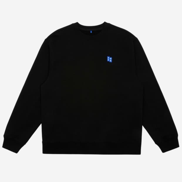 (XL) 아더에러 시그니피컨트 맨투맨 블랙