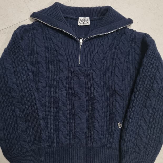 23FW 마리떼 케이블 집업 니트 (고윤정 착용)