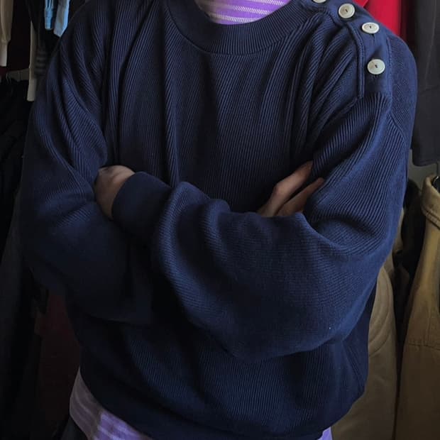 83AW CP컴퍼니 아카이브 숄더 비대칭 버튼업 니트