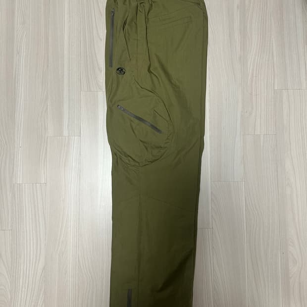 산산기어 23ss 카키 카고팬츠 1사이즈