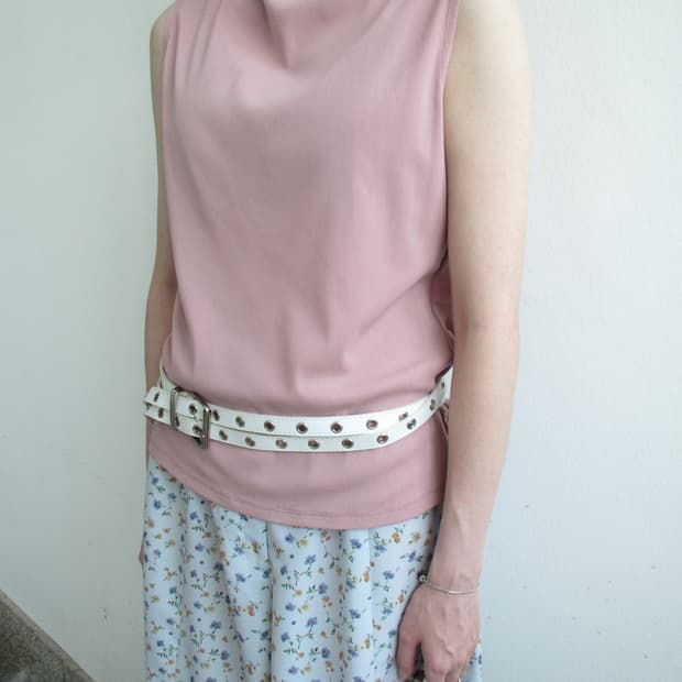 Hitozki sleeveless