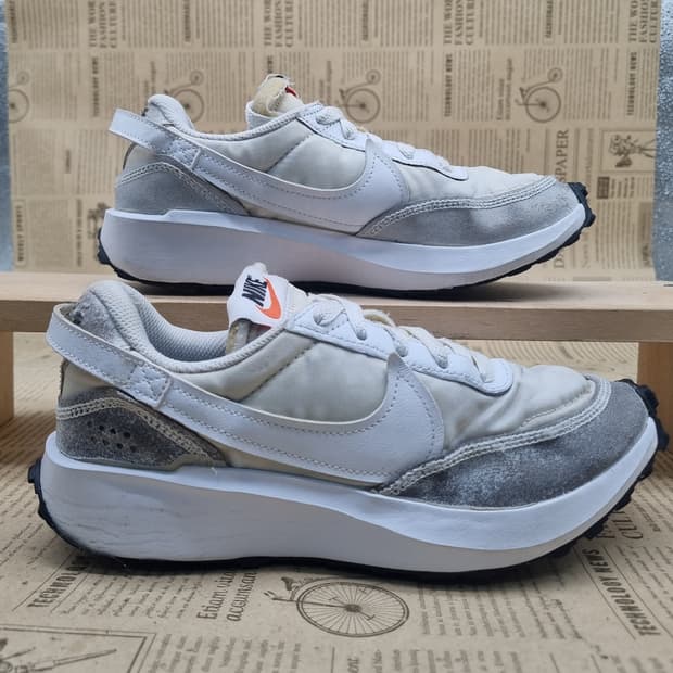 나이키 와플데뷰 여성운동화230