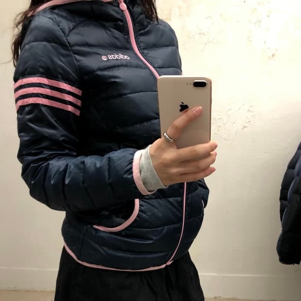 아디다스 빈티지 네오 딸기우유 경량패딩