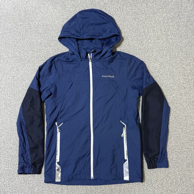 몽벨 초경량 바람막이 M