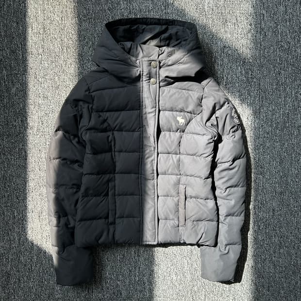 아베크롬비 그레이 패치 로고 후드 패딩