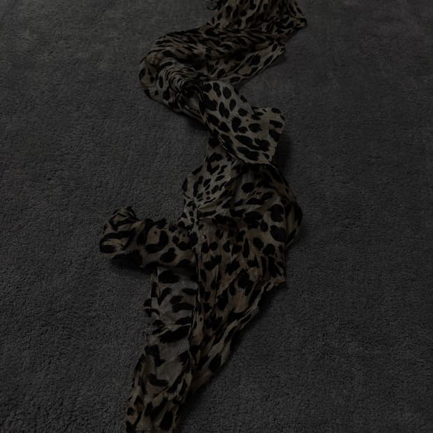 Vintage v-kei punk mood leopard scarf
