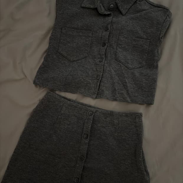 Pale Jade two piece gray