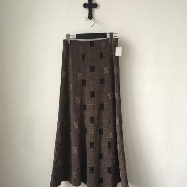 Pattern point long skirt