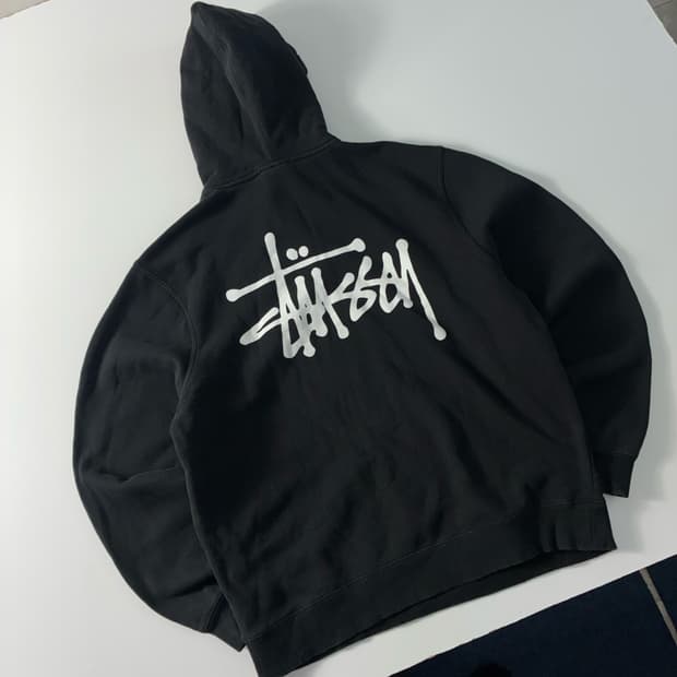 Stussy 스투시 베이직 로고 블랙 후드티