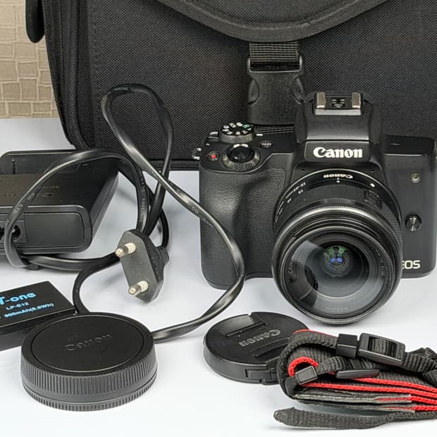 캐논 EOS M50 블랙 미러리스 카메라
