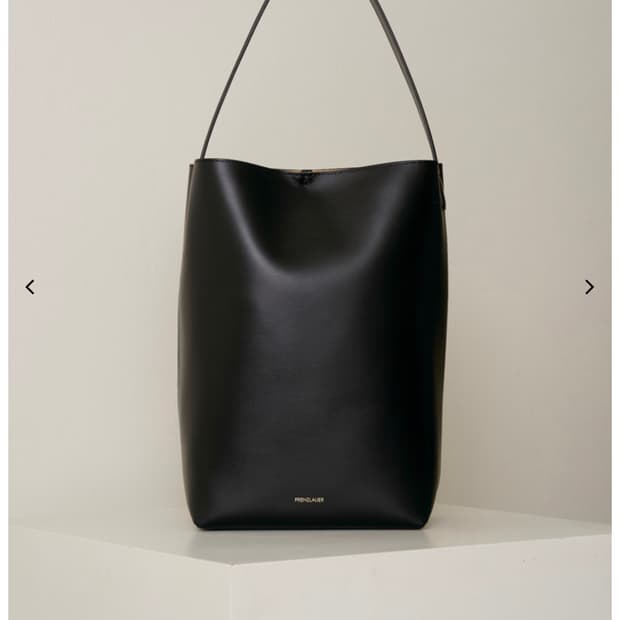 Frenzlauer 레더 버킷백