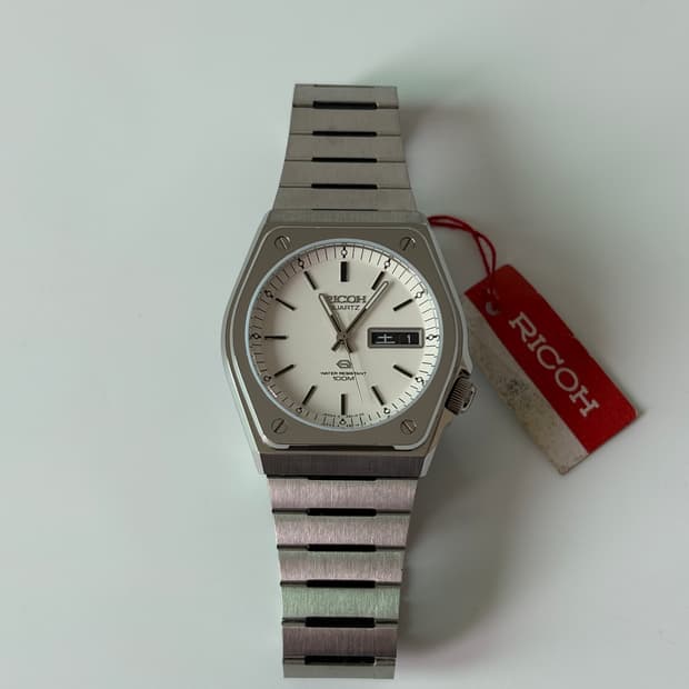 RICOH 1980s Hexagon Silver Riquartz