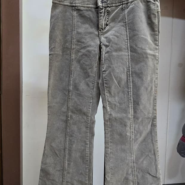 게스 GUESS 부츠컷 팬츠 / 28 / 워싱 카키그레이