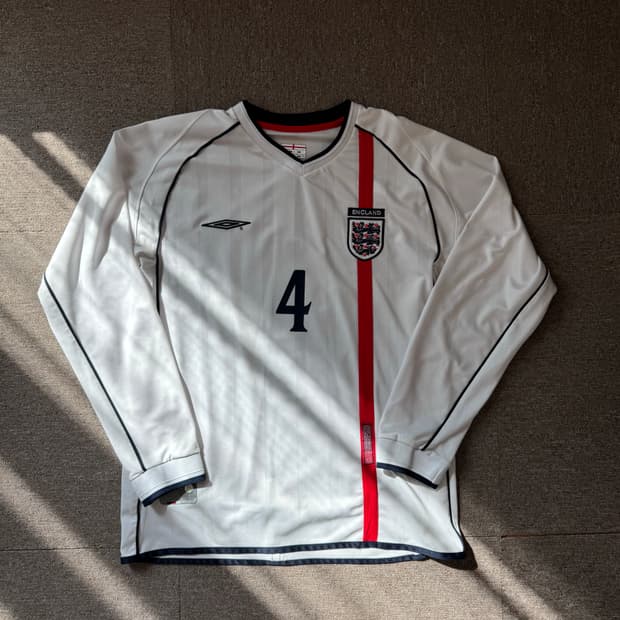 엄브로 잉글랜드 유니폼 / 스티븐 제라드