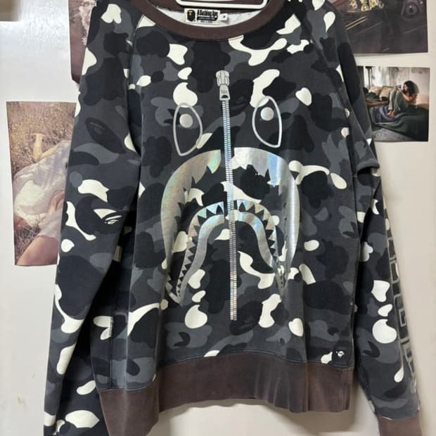 100%정품 베이프 샤크 롱슬리브 블랙