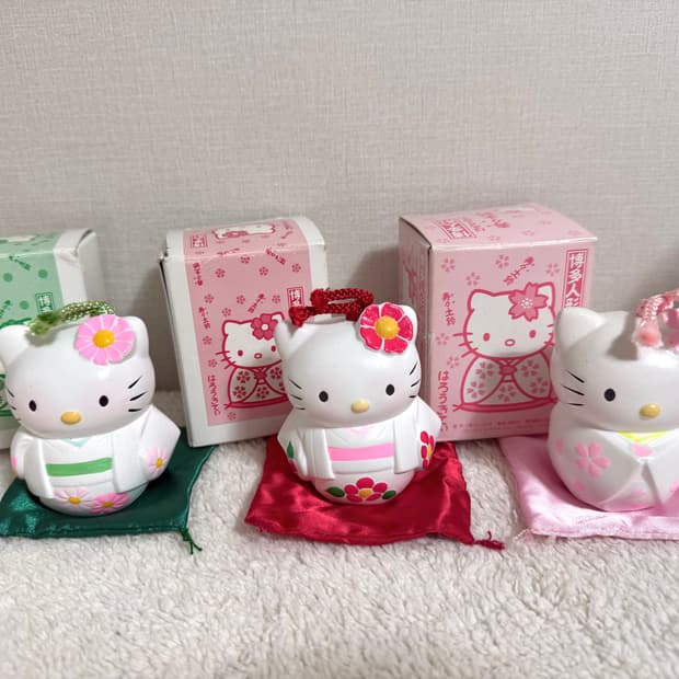 레어) 산리오 고전키티 하카타 도자기 인형 피규어