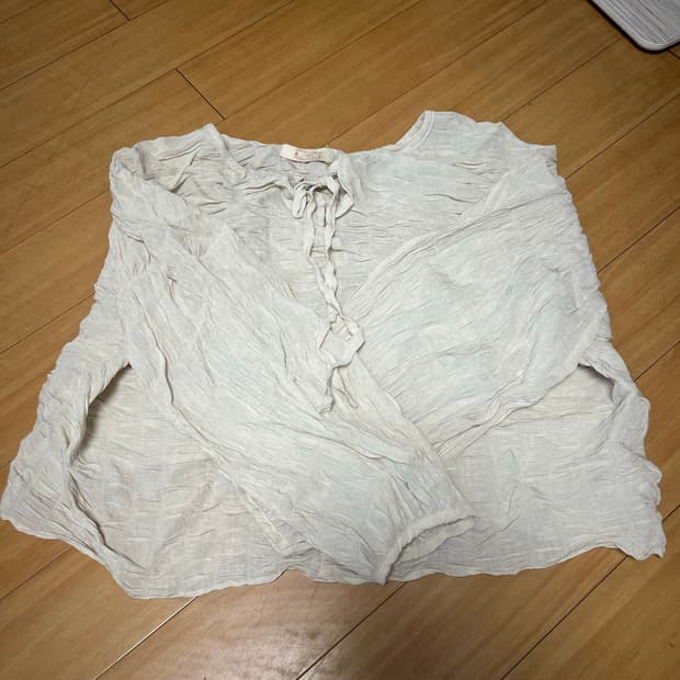 온무드 블라우스