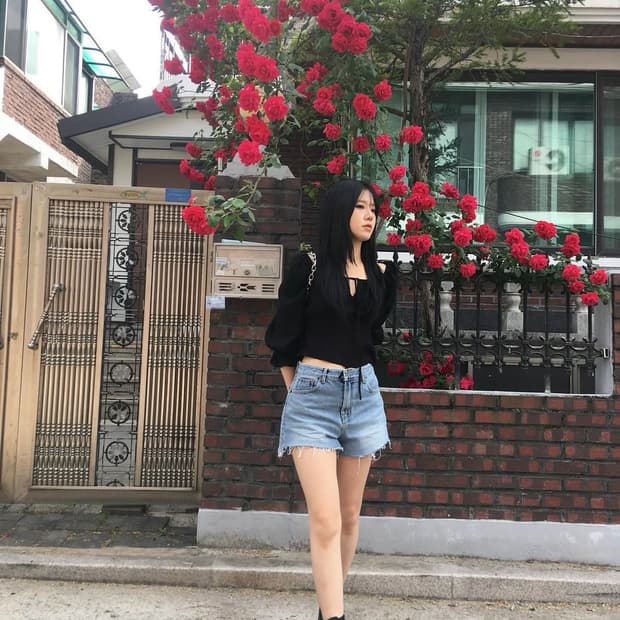 아워캐비넷 pepe denim shorts