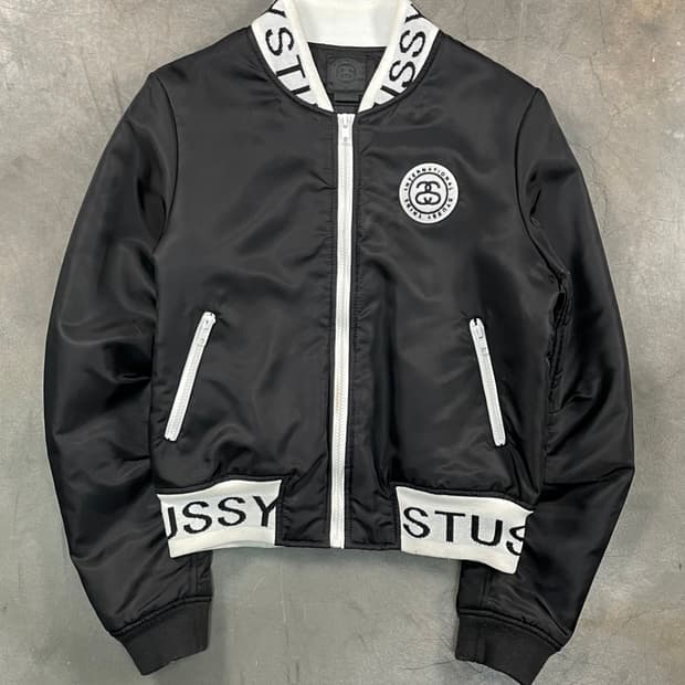 스투시 SS링크 크롭 바시티 자켓