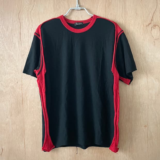 꼼데가르송 옴므플러스 인사이드 아웃 티셔츠