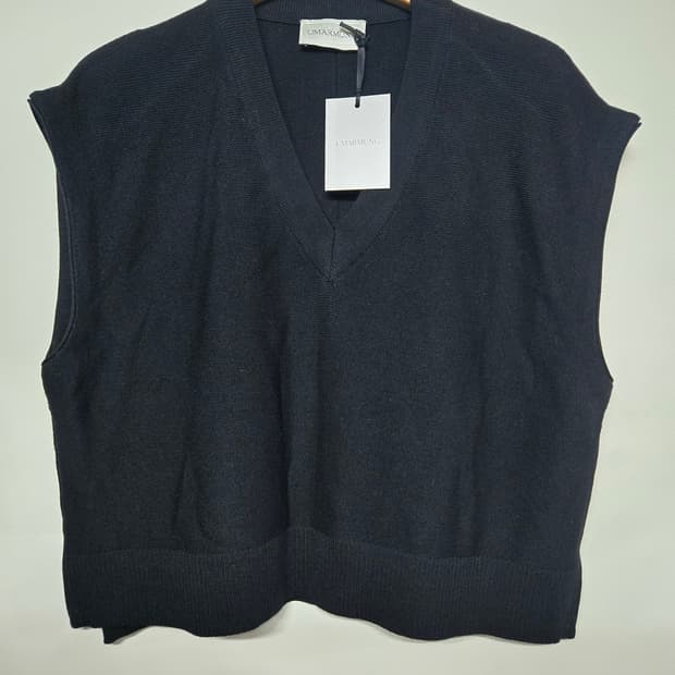 LMARMUNG 우아뭉  브이넥 니트 조끼 블랙 S95