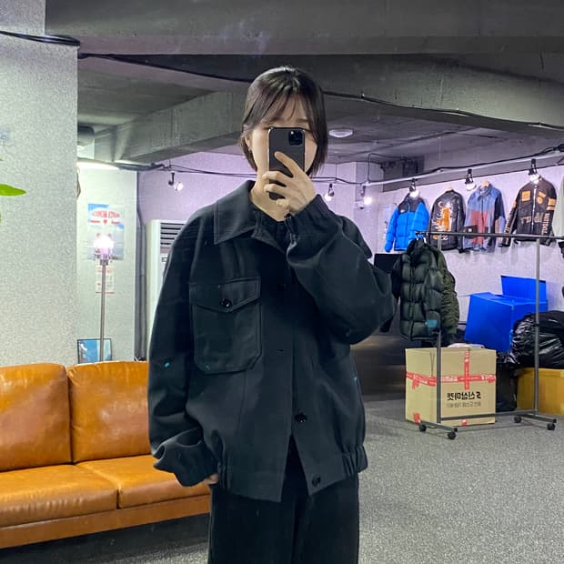 인사일런스 포인티드 칼라 블랙 블루종 자켓 B3978