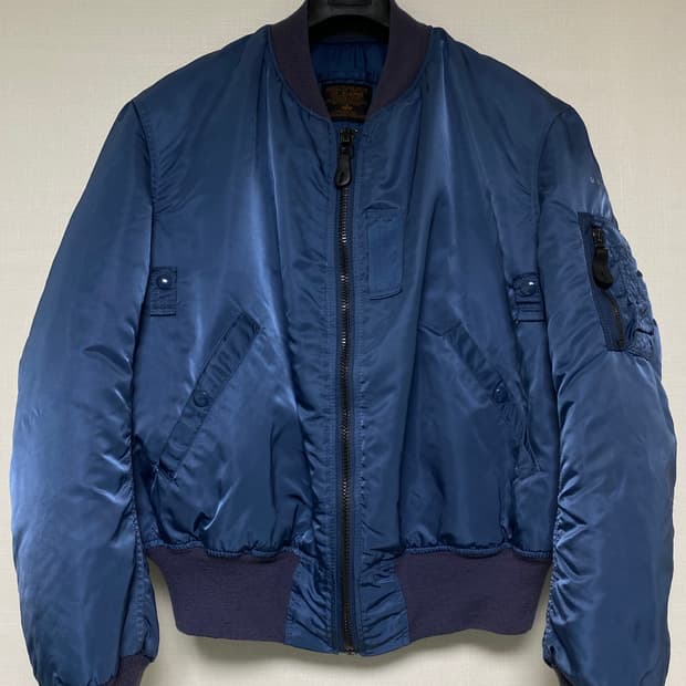 ALPHA INDUSTRIES VINTAGE MA-1 JACKET