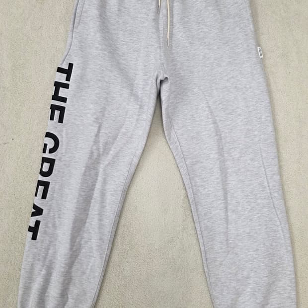 헤리티지플로스 스웨트 조거팬츠.  
싸이즈 30~32  

