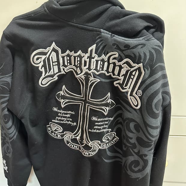 도그타운 후드집업