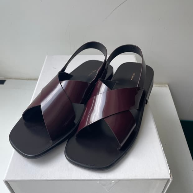 the row mensy sandle