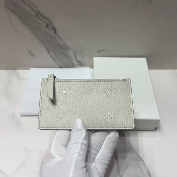 [정품] 마르지엘라 지퍼 카드지갑 아이보리