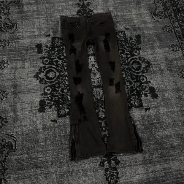 Roshell distressed zipper gimmick denim 