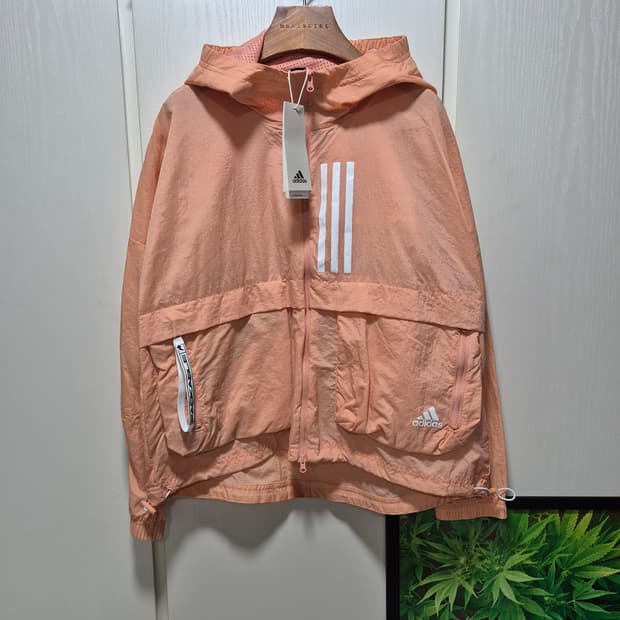 (세일)(새상품)아디다스 여성 윈드브레이커 살구색