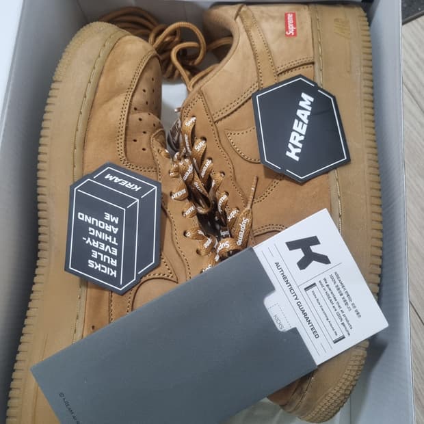 슈프림 된장포스270 팝니다