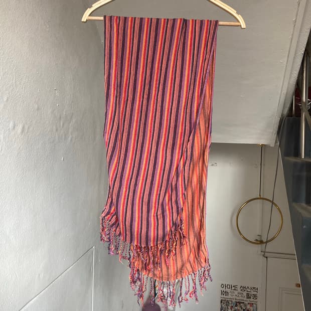 에스닉 스트라이프 머플러