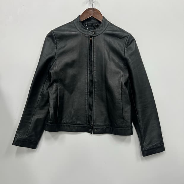 블랙 가죽 자켓 