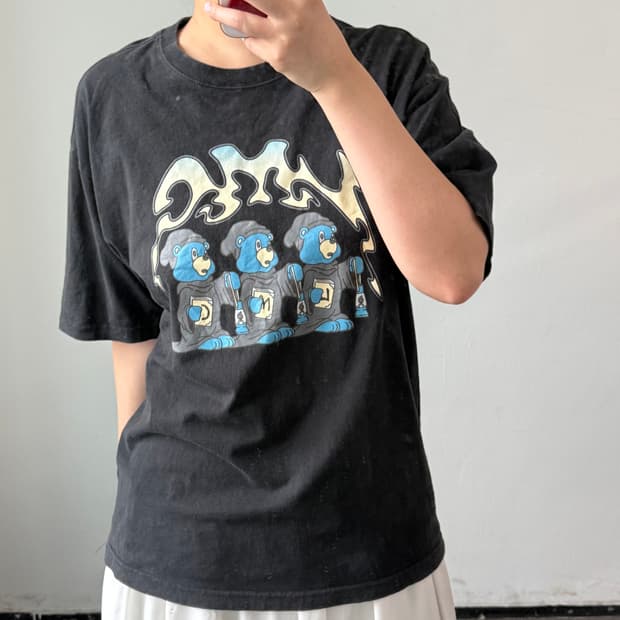 [L] LMC 블랙 반팔티