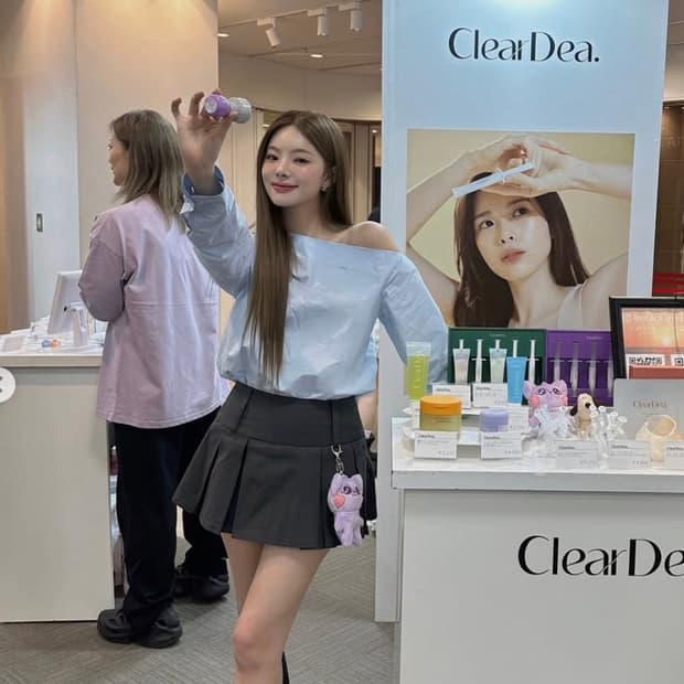 오픈숄더 블라우스 플리츠 치마바지 스커트 코디세트