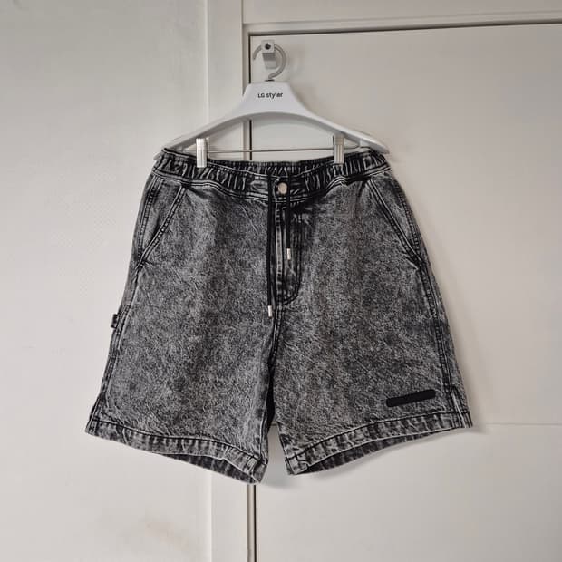 솔리드옴므 흑청 반바지