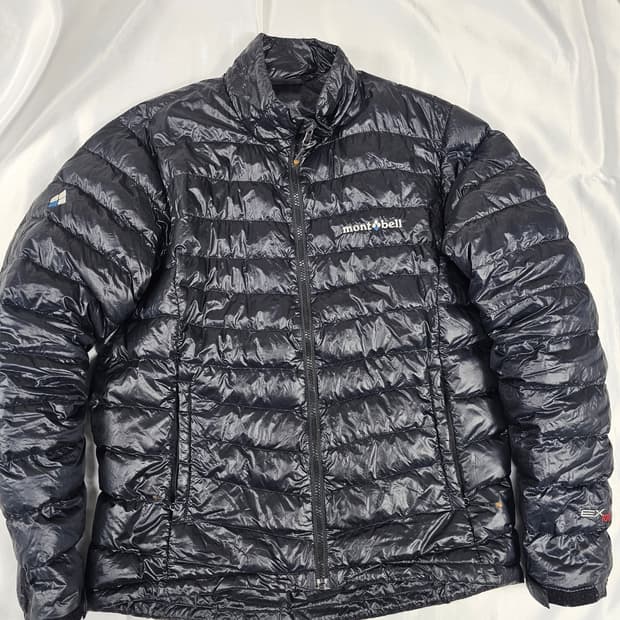 몽벨경량패딩