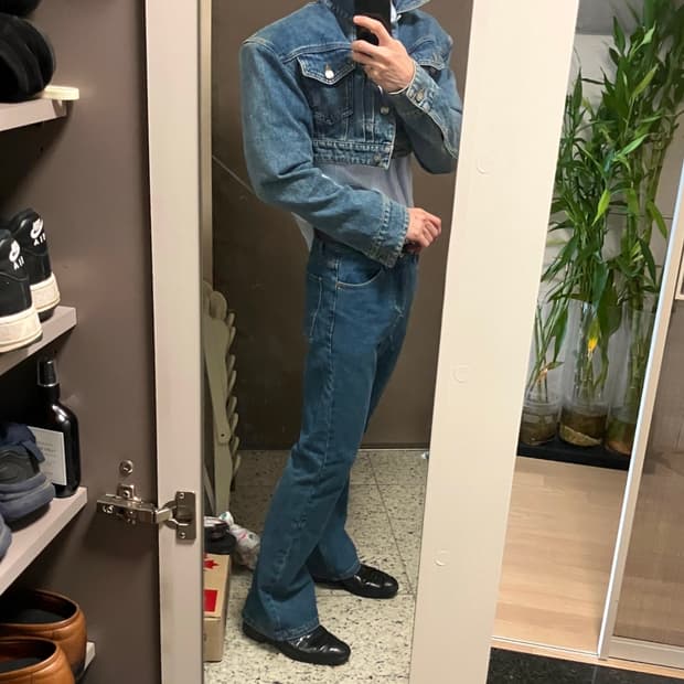 (38) Juun.J 준지 패디드 크롭 데님자켓