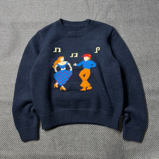 새상품) 빈티지 댄싱 자수 니트