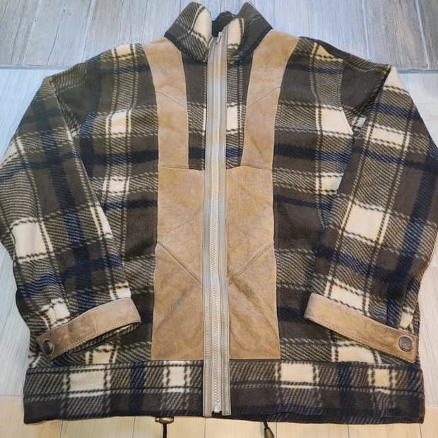 뉴질랜드 베이비램스킨 체크 후리스 자켓 XL